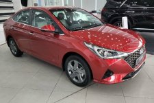 Hyundai Accent giảm giá xả hàng tồn tại Việt Nam