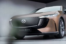 Mazda EZ-6 ra mắt toàn cầu